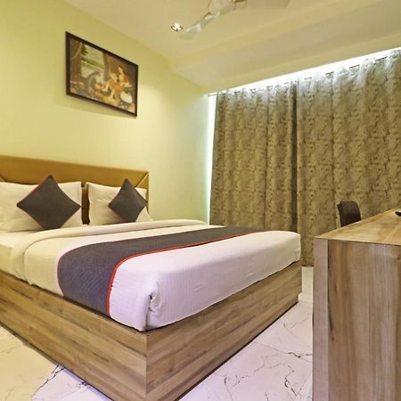 Hotel Good Vibe Near Delhi Igi Airport 뉴델리 외부 사진