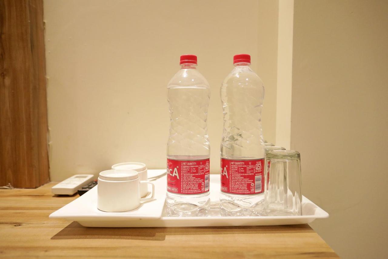 Hotel Good Vibe Near Delhi Igi Airport 뉴델리 외부 사진