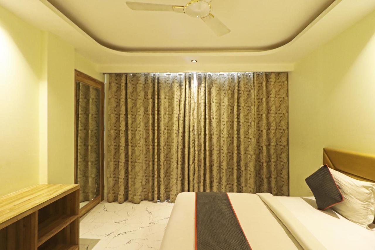 Hotel Good Vibe Near Delhi Igi Airport 뉴델리 외부 사진